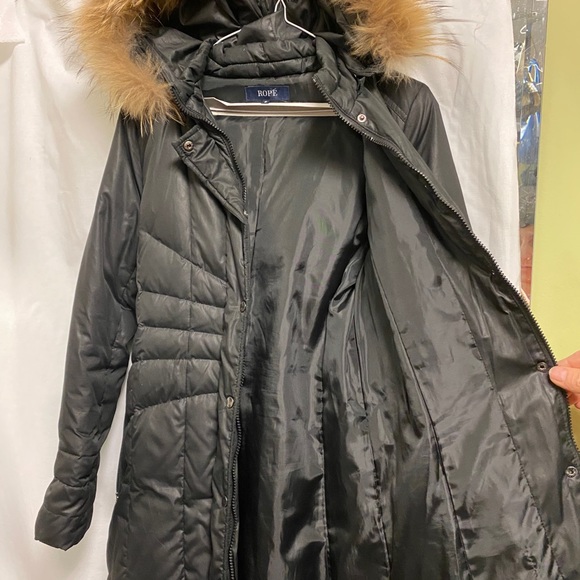 Ropé Women’s Small (9) Down Jacket - Picture 3 of 4